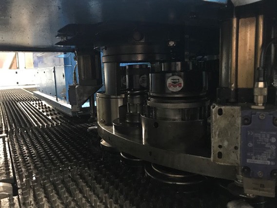 Finn Power Shear Genius TRS6 - 29 ton punching machine