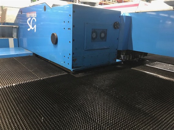 Finn Power Shear Genius TRS6 - 29 ton punching machine