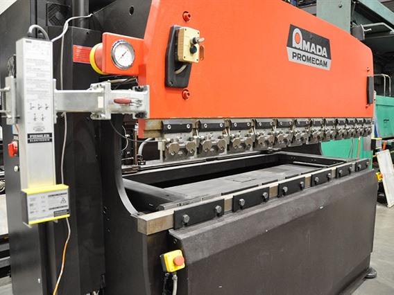 Amada Promecam ITP 80 ton x 2500 mm CNC