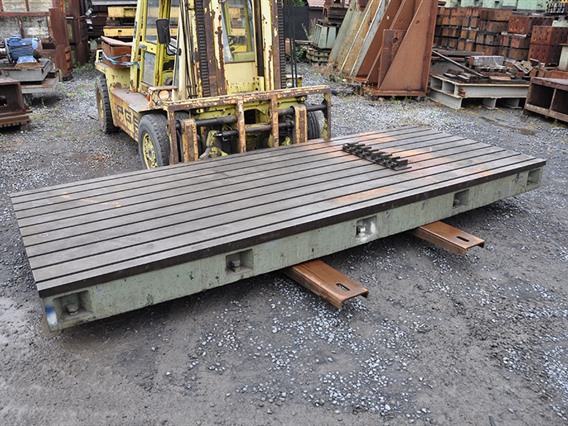 T-slot Table 6000 x 2230 x 400 mm