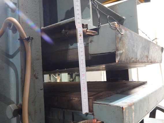 Alexy heated press 120 ton