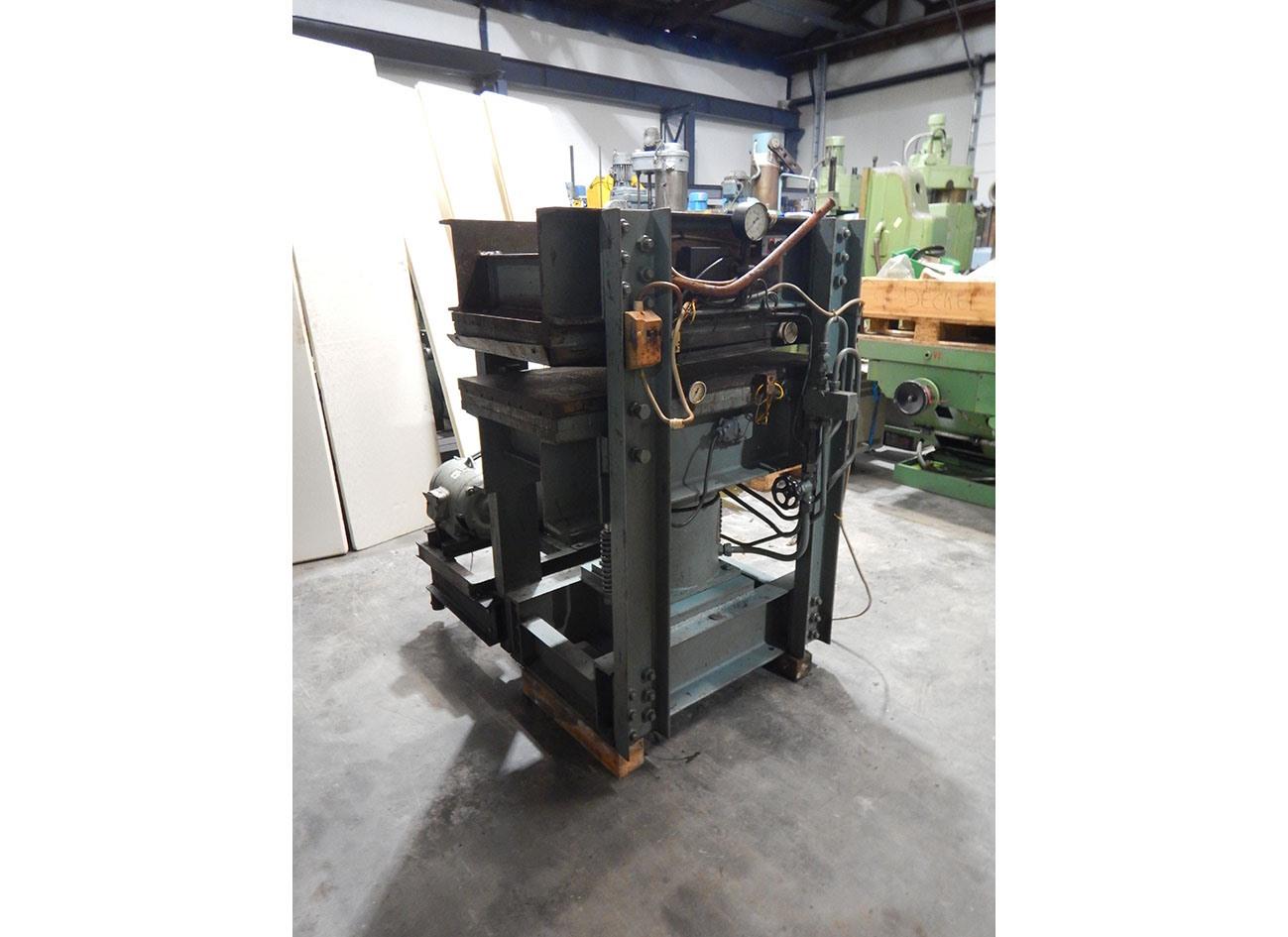 Alexy heated press 120 ton — 4 column single action presses — photo 1