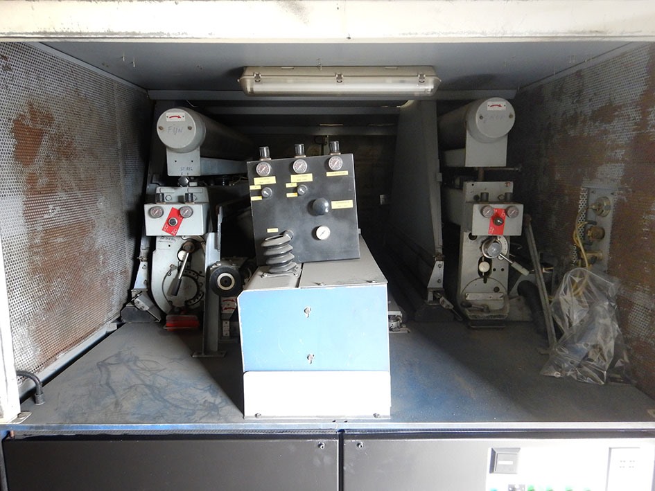 Timesavers Grindingmaster MC/OC-1300 — Abrasive band grinding machines — photo 12