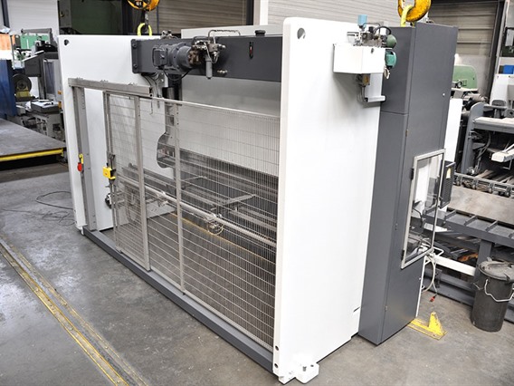Jean Perrot 250 ton x 4600 mm CNC