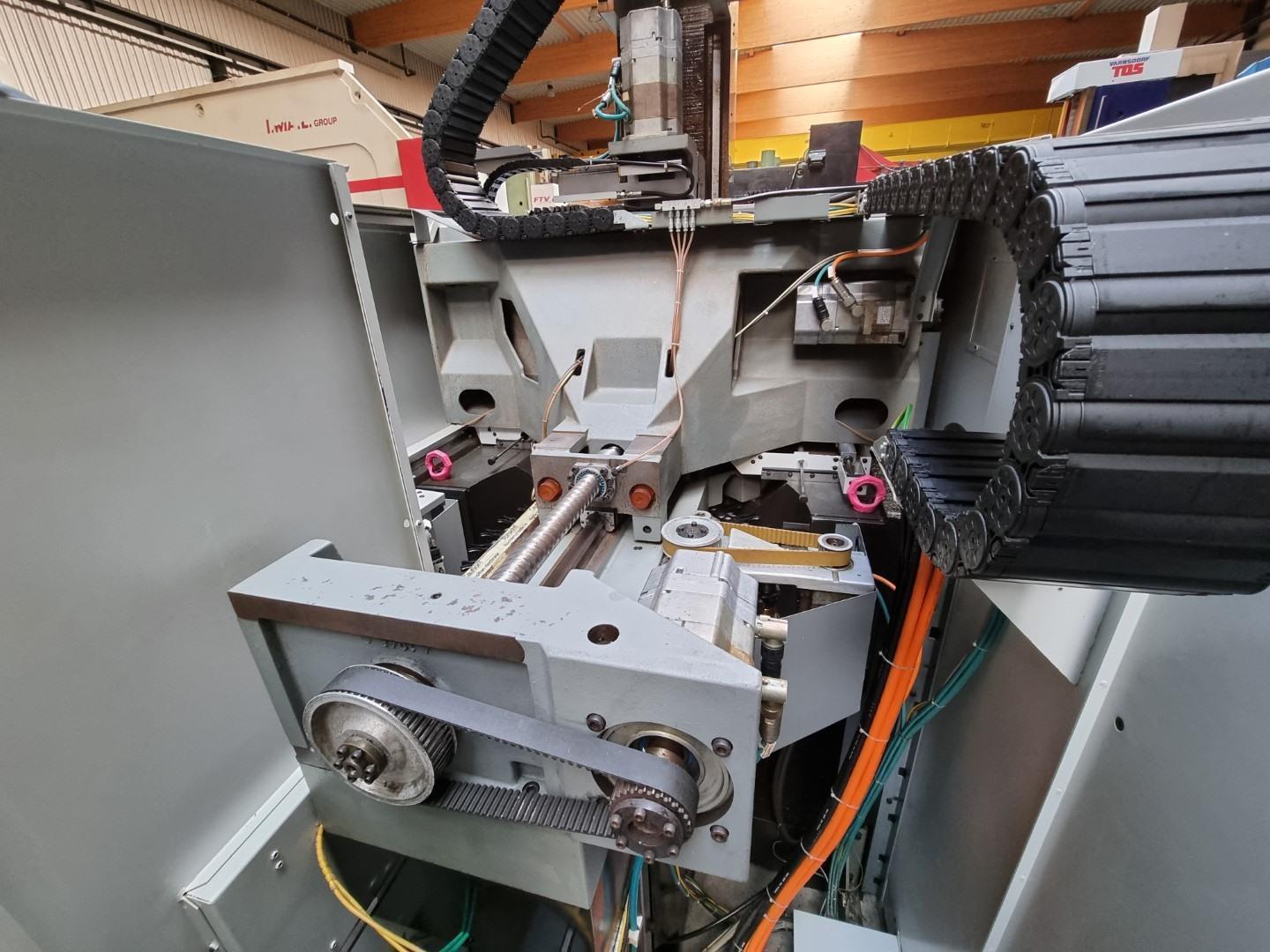 Hermle C800V — Universal Milling machines & CNC — photo 8