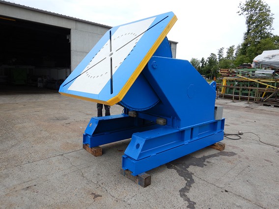 Lambert-Jouty 25 ton welding manipulator