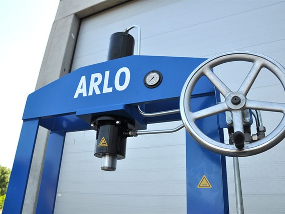 Arlo HP 25 ton