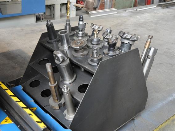 Kiheung Point U6 X: 1600 - Y: 720 - Z: 760 mm CNC