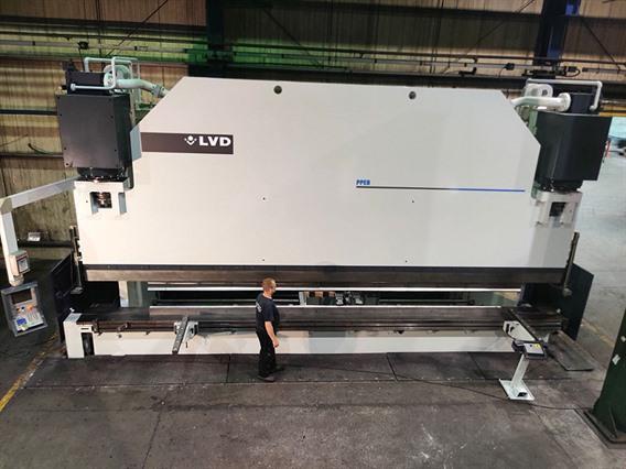 LVD PPEB-H 1000 ton x 8100 mm CNC