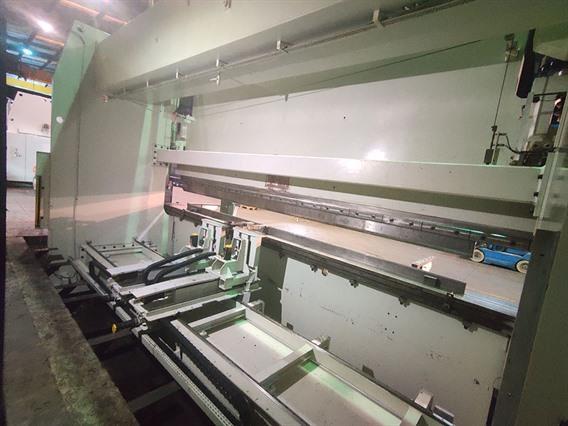 LVD PPEB-H 1000 ton x 8100 mm CNC