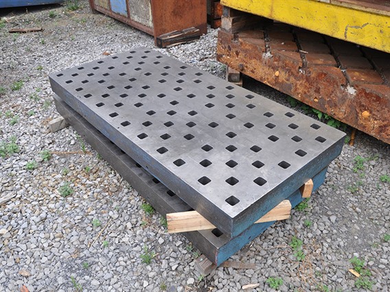 Table 2000 x 910 x 145 mm