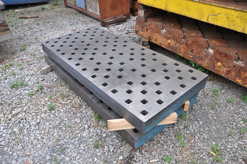 Table 2000 x 910 x 150 mm — Tables & Floorplates — photo 1