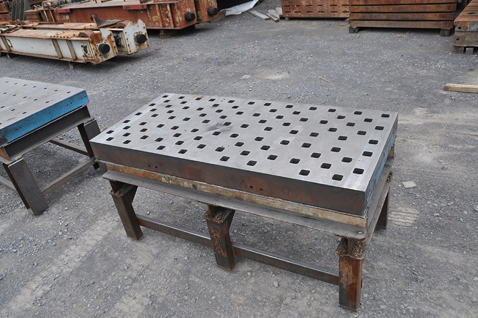 Table 2000 x 910 x 140 mm — Tables & Floorplates — photo 2