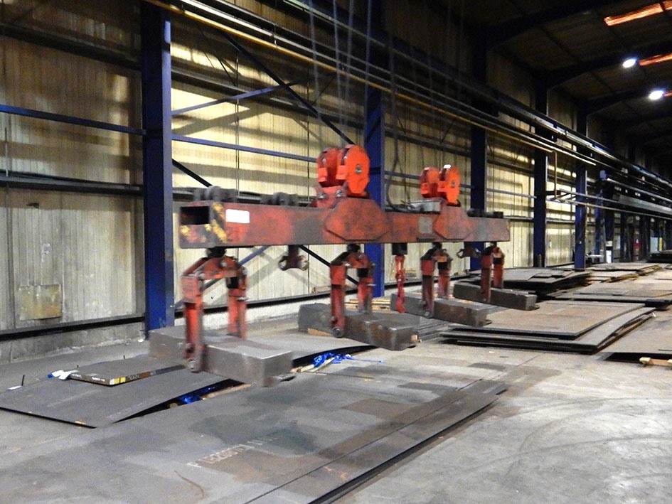 Cluma lifting magnet 8 ton — Conveyors, Overhead Travelling Crane, Jig Cranes — photo 1
