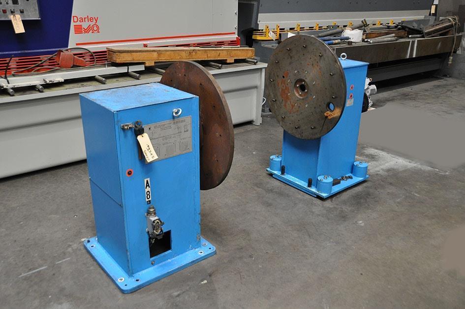 Cloos welding positioner 4 ton — Turning gears – Positioners – Welding dericks & -pinchtables — photo 1
