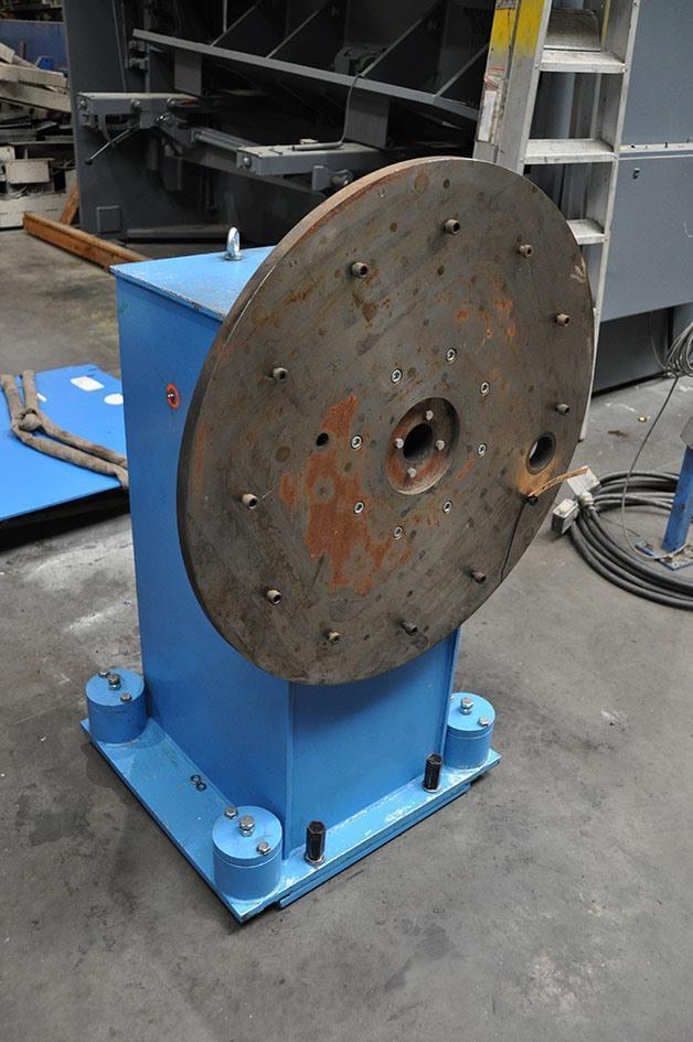 Cloos welding positioner 4 ton — Turning gears – Positioners – Welding dericks & -pinchtables — photo 2