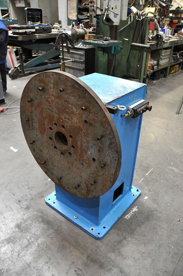 Cloos welding positioner 4 ton — Turning gears – Positioners – Welding dericks & -pinchtables — photo 4