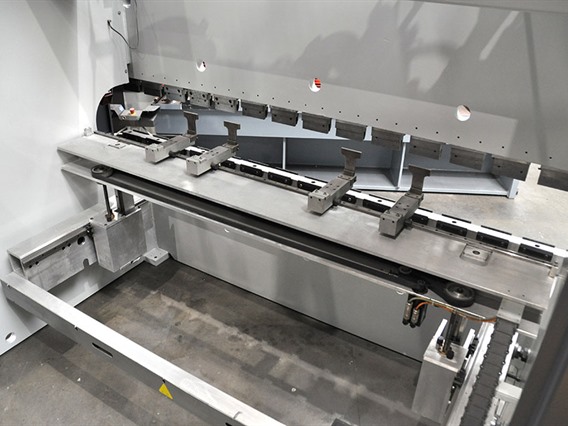 LVD PPEB 135 ton x 3100 mm CNC