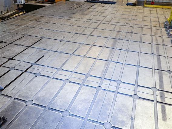 T-slot Table 3895 x 1595 x 400 mm
