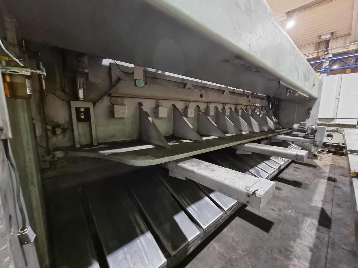 Baykal HNC 6100 x 6 mm CNC — Hydraulic guillotine shears — photo 2