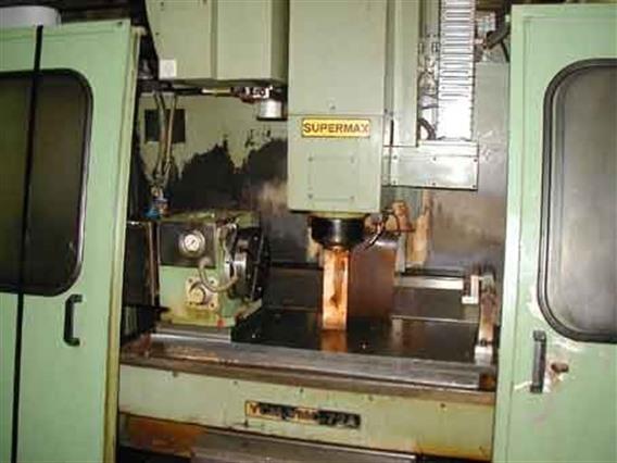 Supermax cnc YCM-VMC 72 A