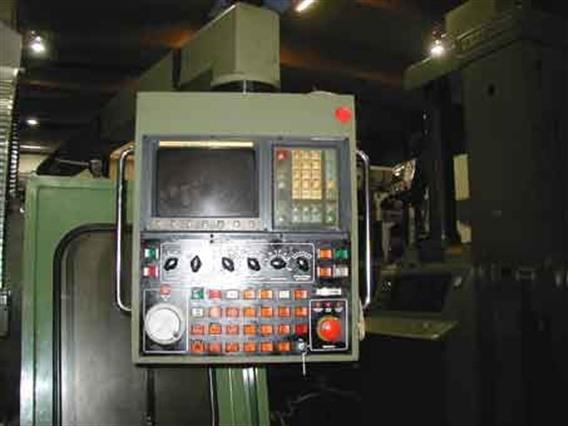 Supermax cnc YCM-VMC 72 A