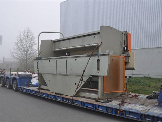 Safan CNCL 300 ton x 5100 mm CNC