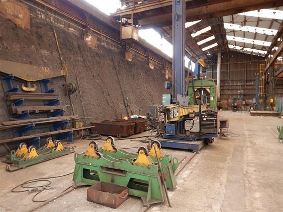 Lincoln Welding crane