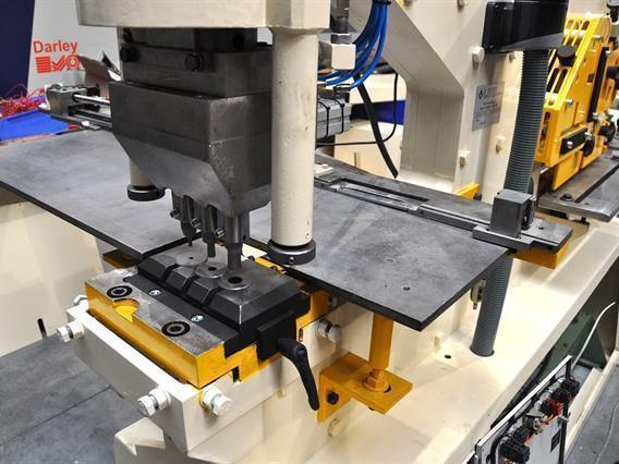 Geka Hydracrop SD 110 ton PD CNC