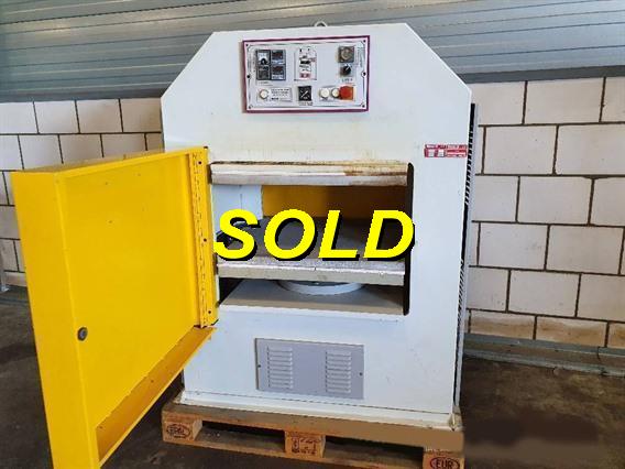 Nicem 80 ton heated press