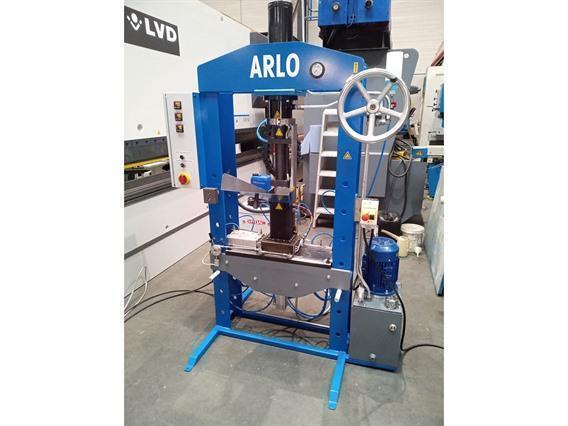 Arlo modified 25 ton press