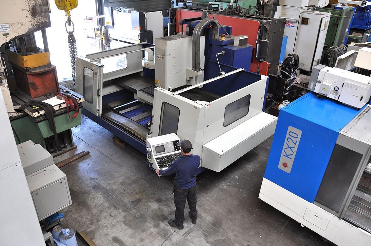 Hartford HV-80S X: 2060 – Y: 1016 – Z: 660 mm CNC — Vertical machining centers — photo 1