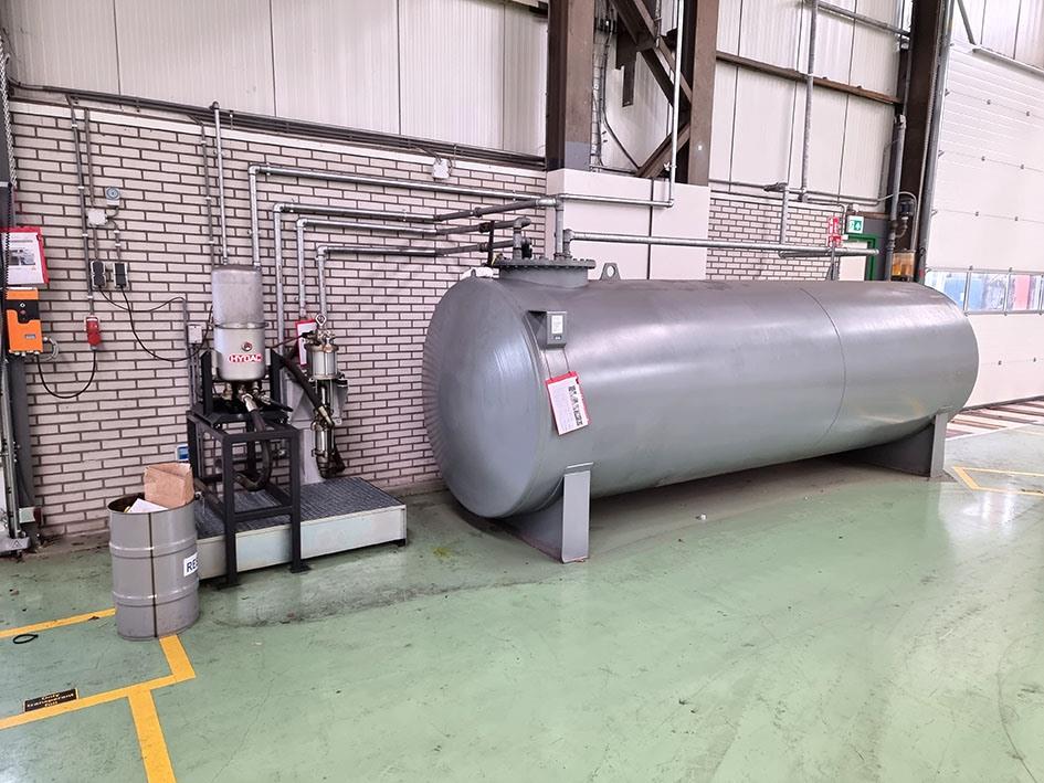Steenbergen oil tank installation with filling system — Various — photo 1