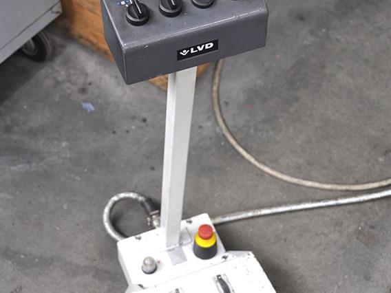 LVD PPEC 35 ton x 1550 mm CNC