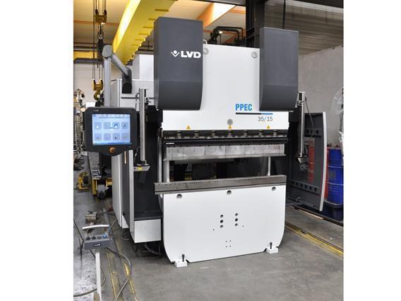 LVD PPEC 35 ton x 1550 mm CNC