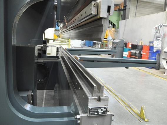 Safan 225 ton x 3200 mm CNC