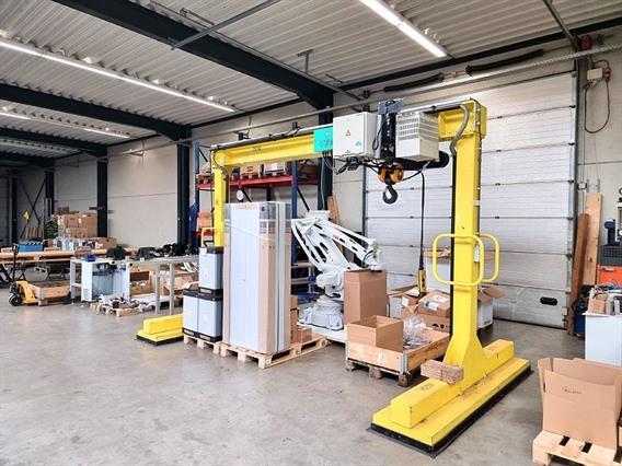 Verlinde movable portal crane 5 ton