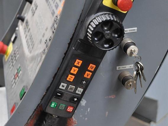 Comu X: 1000 - Y: 500 - Z: 550 mm CNC