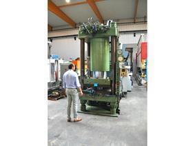 Darragon 600 ton heated, 4 column single action presses