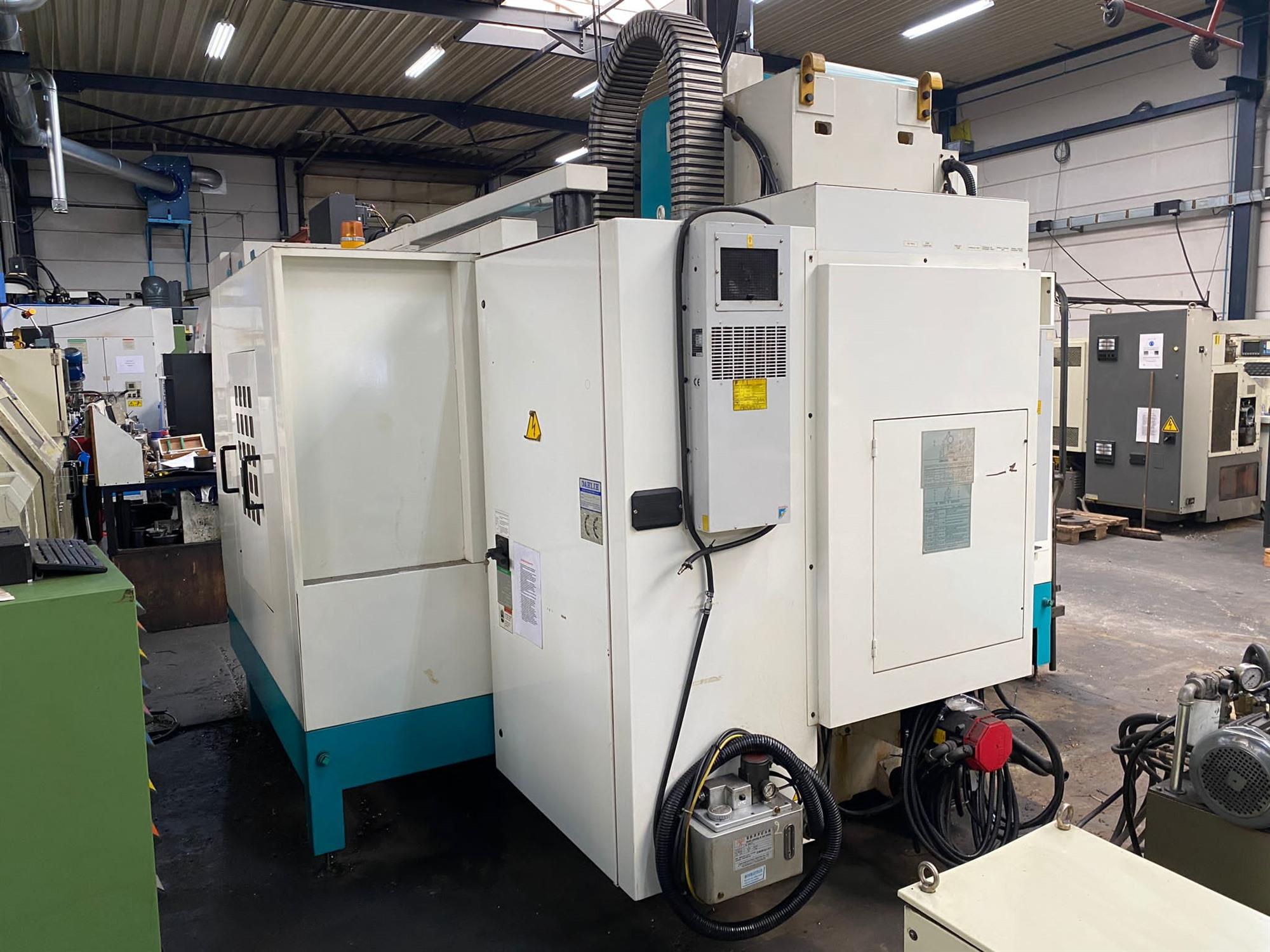 Dahlih X: 1250 – Y: 650 – Z: 700 mm CNC — Vertical machining centers — photo 9