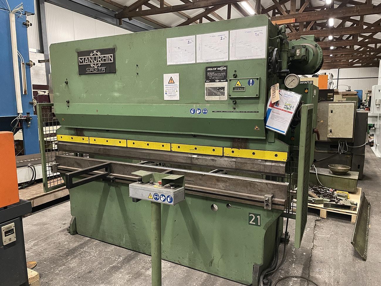 D'Occasion Presses plieuses hydrauliques, Manurhin - 65 ton x 2550 mm N ...