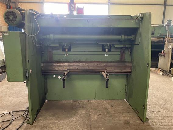Manurhin 65 ton x 2550 mm