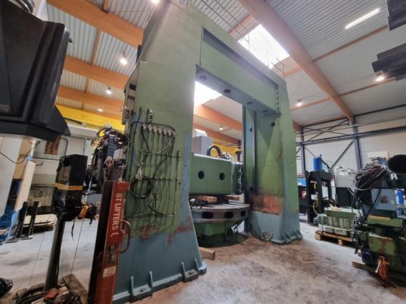 Blansko Tos SKD 32B Ø 3500 mm CNC