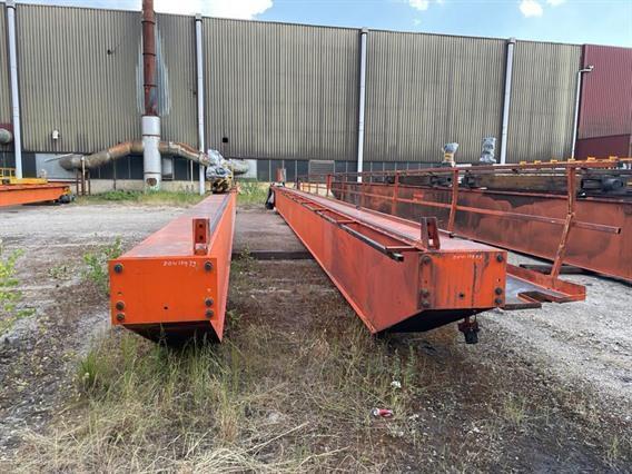 Demag 15 ton x 24 meter