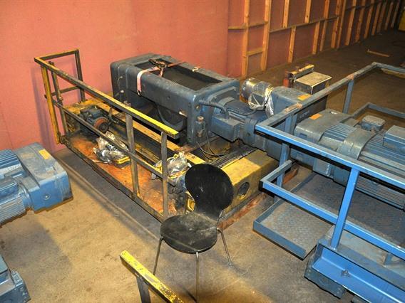 Demag 16 ton x 25 900 mm