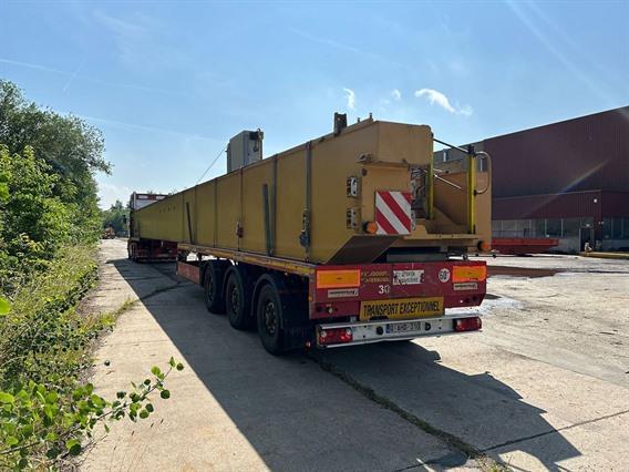 Demag 32 ton x 25 meter