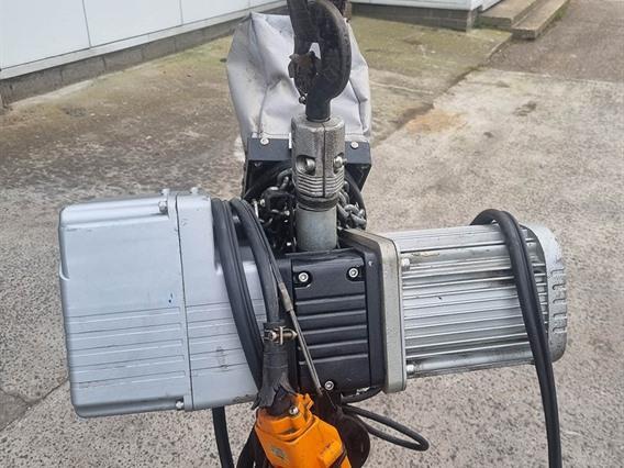 Delta electric chain hoist 1000 kg