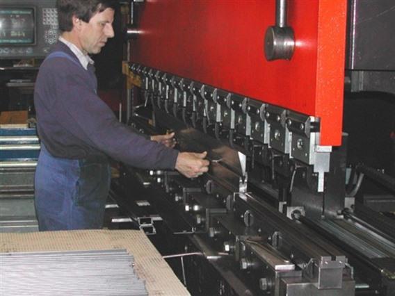 Amada HFB 220/30