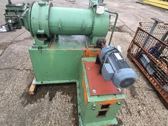 Rasmussen spiral tube finning machine