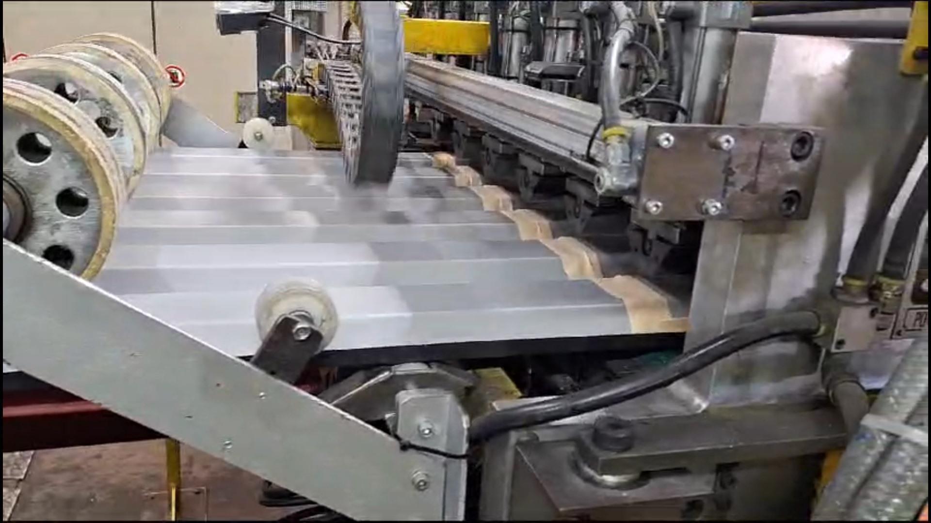 Used Decoiling + / or Roll forminglines, Stam Siempelkamp - sandwich ...